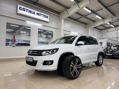 Vit Begagnad 2015 VW Tiguan Sportline SUV | 109 900 kr (Bra pris)