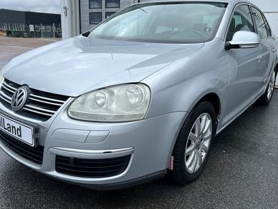 begagnad VW Jetta 2.0 FSI Businessline Euro 4, Automat