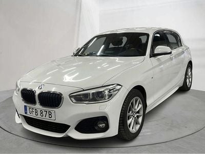 Begagnad BMW 120 M Sport 190 HK (139 kW) 2019 Vit Halvkombi