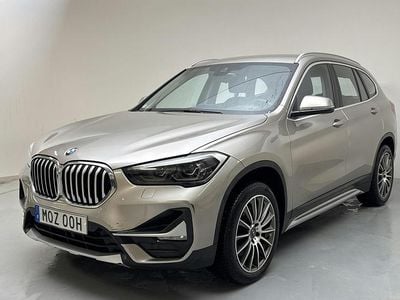 Begagnad BMW X1 Performance 190 HK (139 kW) 2022 Silver SUV