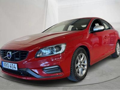 Röd Begagnad 2015 Volvo S60 R-Design Sedan | 179 000 kr (Marknadspris)