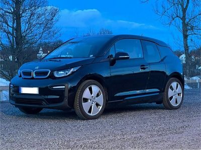 begagnad BMW 120 i3 i3Ah Comfort Advanced 2022 med nybilsgaranti