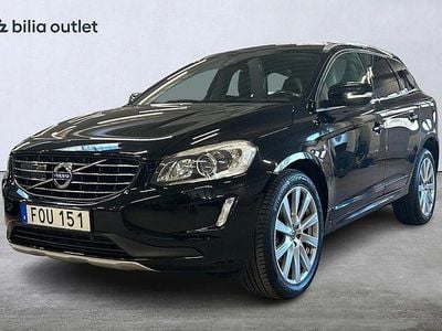 Svart Begagnad 2015 Volvo XC60 Ocean Race SUV | 209 900 kr (Marknadspris)