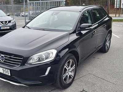 Svart Begagnad 2013 Volvo XC60 Momentum SUV | 129 900 kr (Marknadspris)