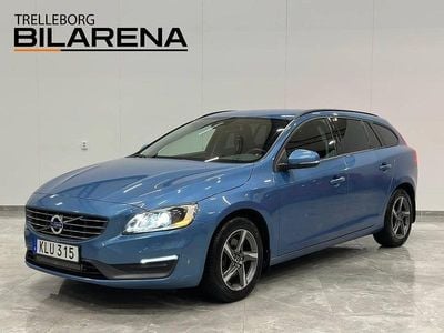 Blå Begagnad 2014 Volvo V60 Kinetic Kombi | 129 900 kr (Marknadspris)