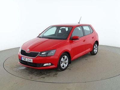 Röd Begagnad 2017 Skoda Fabia Style | 113 000 kr (Marknadspris)