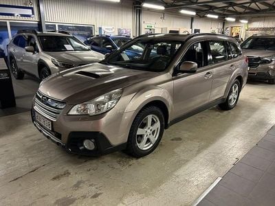 Ljusbrun Begagnad 2013 Subaru Outback Kombi | 98 000 kr (Marknadspris)