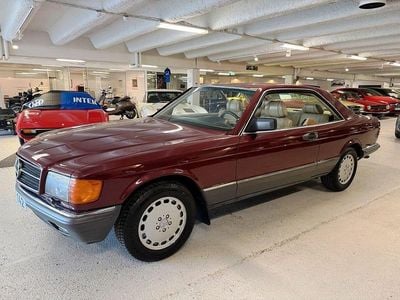 Begagnad Mercedes S500 231 HK (169 kW) 1985 Vinröd Sedan