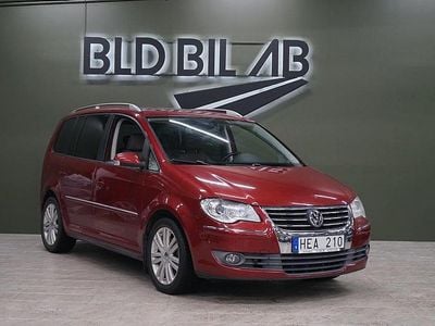 Röd Begagnad 2008 VW Touran Highline Minibuss | 89 900 kr