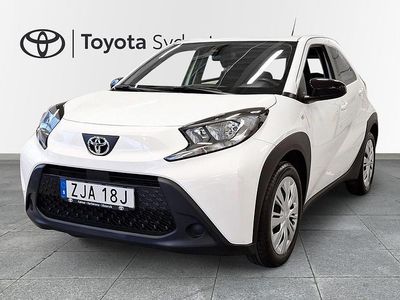 Vit Begagnad 2023 Toyota Aygo X SUV | 159 000 kr (Marknadspris)