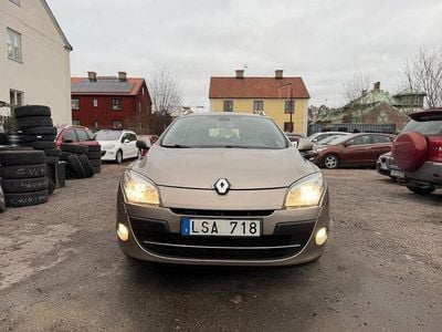 Ljusbrun Begagnad 2011 Renault Mégane GrandTour Kombi | 29 500 kr (Marknadspris)