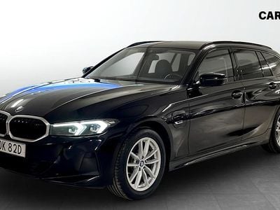 Begagnad BMW 330e 292 HK (214 kW) 2023 Svart Kombi