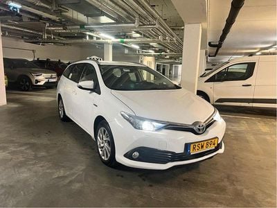 Toyota Auris Touring Sports