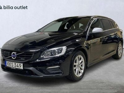 Svart Begagnad 2014 Volvo V60 R-Design Kombi | 129 900 kr (Marknadspris)