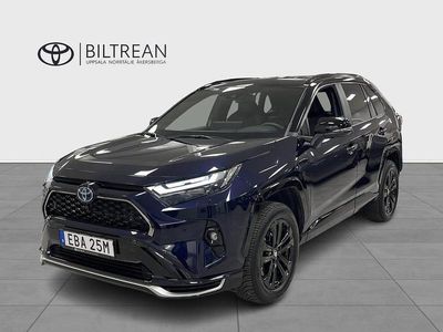 Blå Begagnad 2025 Toyota RAV4 Style SUV | 579 000 kr (Marknadspris)