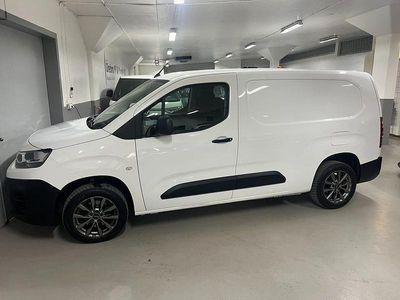 Vit Begagnad 2020 Citroën Berlingo Minibuss | 124 900 kr (Marknadspris)