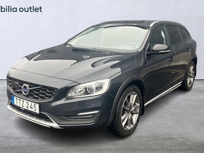 begagnad Volvo V60 CC D4 AWD PRO Skinn VOC Elstol P-sensor