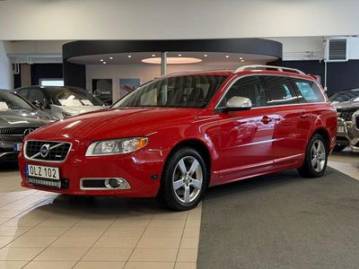 Begagnad Volvo V70 Summum 205 HK (150 kW) 2011 Röd Kombi