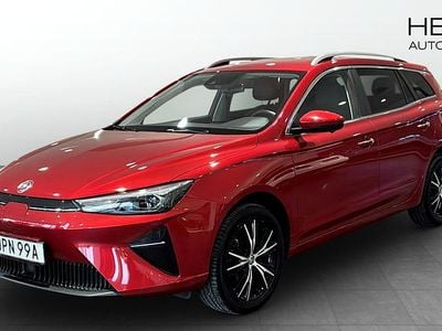 Röd Begagnad 2022 MG MG5 EV Luxury Kombi | 214 900 kr (Marknadspris)