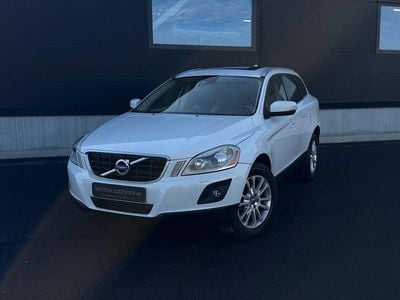 Begagnad Volvo XC60 Summum 175 HK (128 kW) 2010 Vit SUV