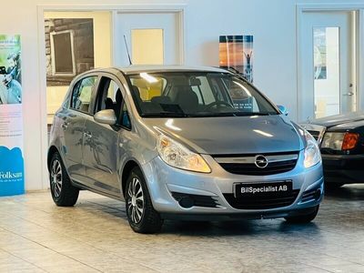 begagnad Opel Corsa 1.2 Twinport 5-dörrar Lågmilare NY-BES 80hk