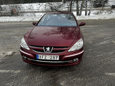 Peugeot 607