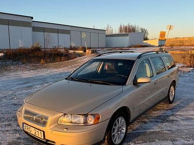 Begagnad 2006 Volvo V70 Kombi | 28 000 kr (Marknadspris)