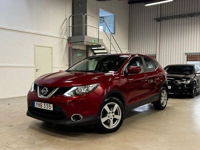Röd Begagnad 2016 Nissan Qashqai SUV | 149 900 kr (Lite dyr)
