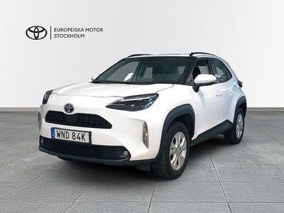 Vit Begagnad 2022 Toyota Yaris Cross Active SUV | 249 900 kr (Marknadspris)