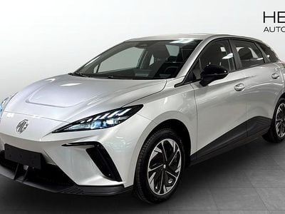 Begagnad MG MG4 EV 125 kW (170 HK) 2024 Grå Halvkombi