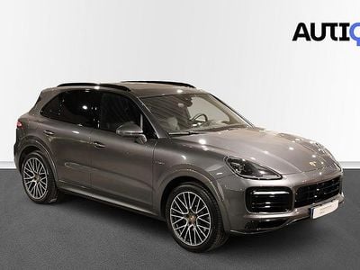 Begagnad Porsche Cayenne Chrono 340 HK (250 kW) 2022 Mörkgrå SUV