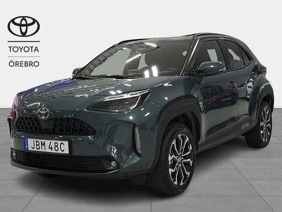 Grön Ny 2025 Toyota Yaris Cross Active SUV | 309 900 kr (Marknadspris)