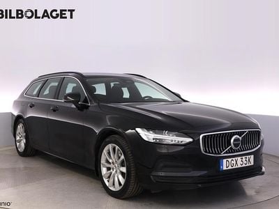 Svart Begagnad 2021 Volvo V90 Momentum Kombi | 299 800 kr (Marknadspris)