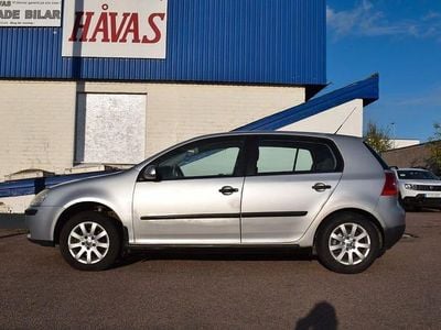 Silver Begagnad 2006 VW Golf V Halvkombi | 22 900 kr (Marknadspris)