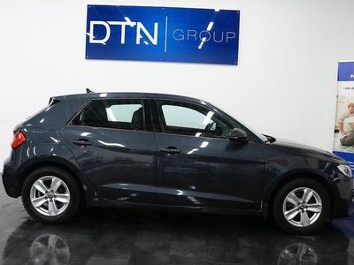 Grå Begagnad 2022 Audi A1 Sportback Proline Halvkombi | 209 000 kr (Marknadspris)