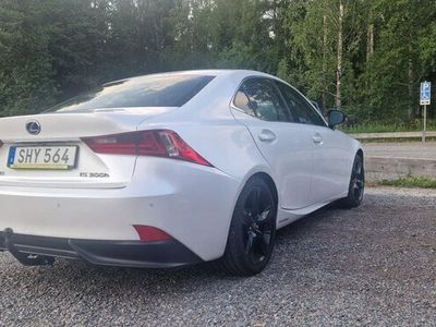 begagnad Lexus IS300h 2.5 CVT Special Edition Euro 6