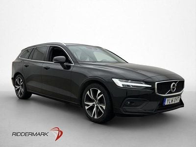 Begagnad Volvo V60 Momentum 163 HK (119 kW) 2021 Svart Kombi