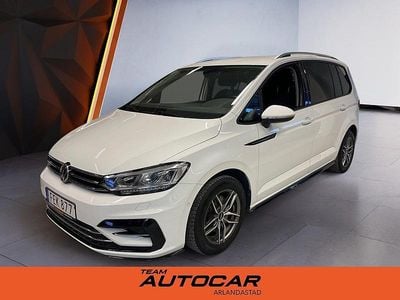 Begagnad VW Touran R-line 150 HK (110 kW) 2018 Vit Minibuss
