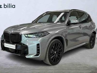 Grå Begagnad 2025 BMW X5 SUV | 1 049 900 kr (Lite dyr)