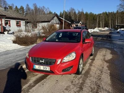 begagnad Volvo V60 D2 Euro 5 kamrem bytt