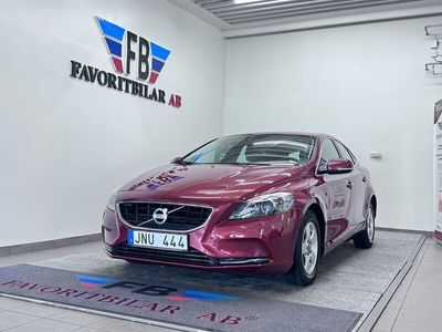 begagnad Volvo V40 D2 Momentum Euro 5 2013, Kombi