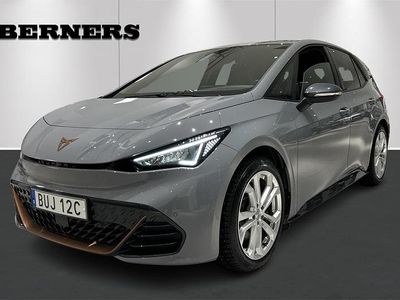 Begagnad Cupra Born e-Boost 172 kW (234 HK) 2023 Grå Halvkombi