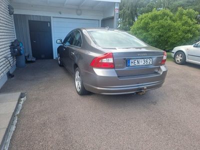 Volvo S80