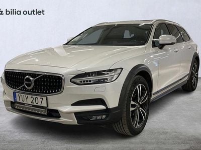 Vit Begagnad 2018 Volvo V90 CC Pro Kombi | 234 900 kr (Bra pris)