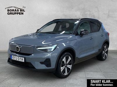 Grå Begagnad 2023 Volvo XC40 Core SUV | 289 000 kr