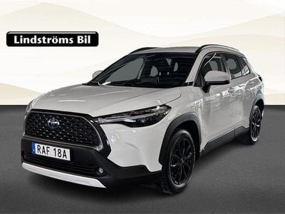 Begagnad Toyota Corolla Cross Style 200 HK (147 kW) 2022 Vit SUV