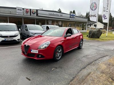 begagnad Alfa Romeo Giulietta 2.0 JTDM 16V TCT Exclusive QV-line 175hk