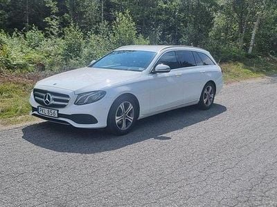 Mercedes E220