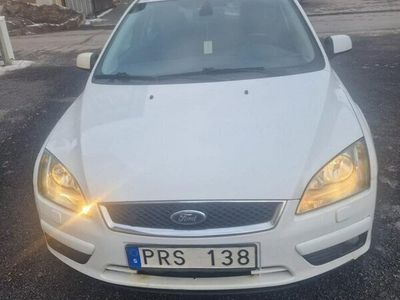 begagnad Ford Focus 5-dörrars 1.8 Flexifuel Euro 4