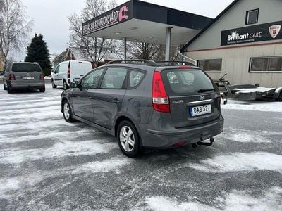 Begagnad Hyundai i30 116 HK (85 kW) 2011 Grå Kombi